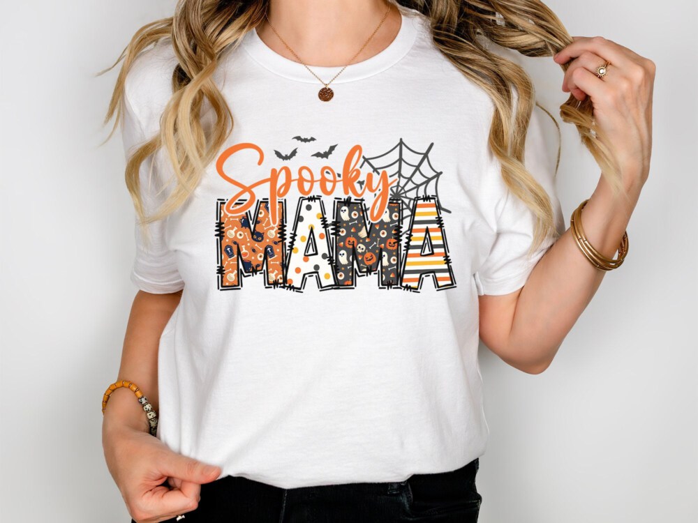 Spooky Mama Shirt, Retro Halloween Shirt For Mother, Halloween Mom Shirt Gift, Halloween Mama Tshirt, Spooky Season, Retro Shirt.