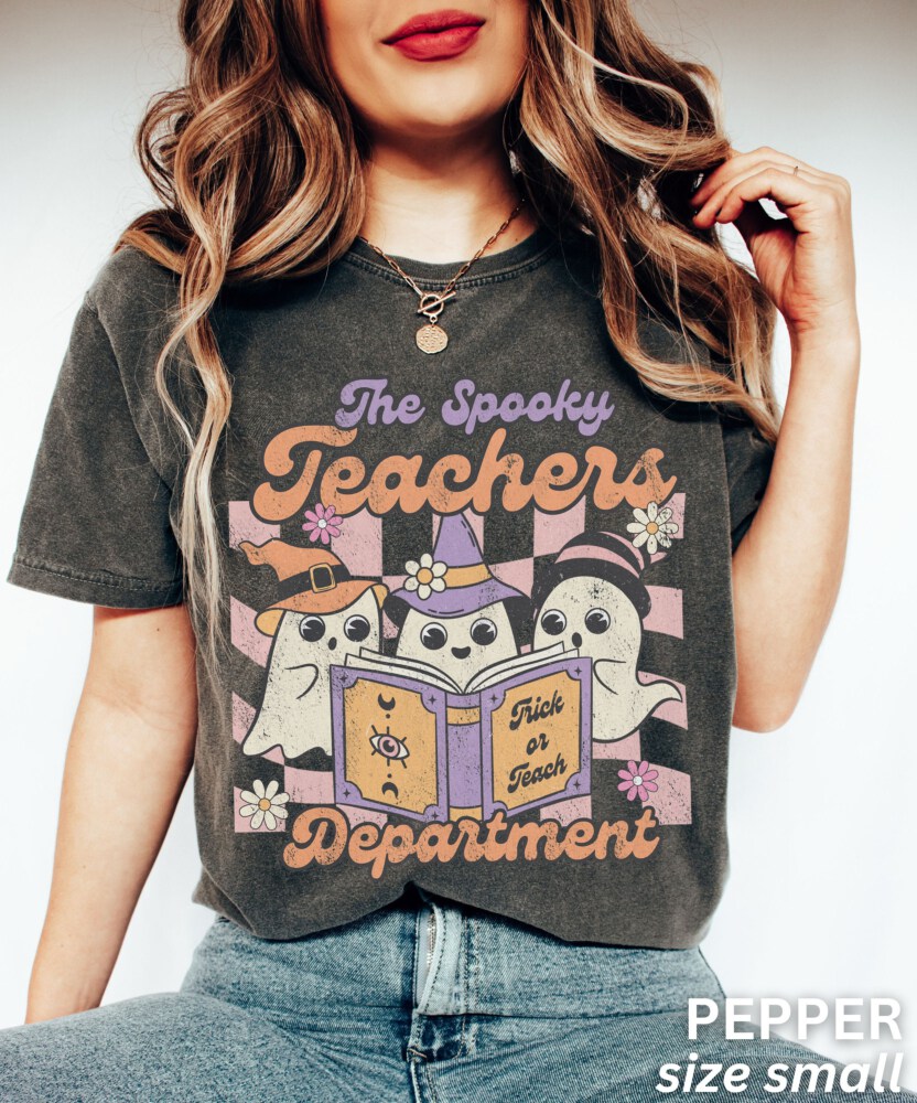 Comfort Colors Teacher Halloween Shirt Halloween Teacher Tee Spooky Teacher T-shirt Ghost Teacher Fall Teacher Shirt Cute Teacher Tee
