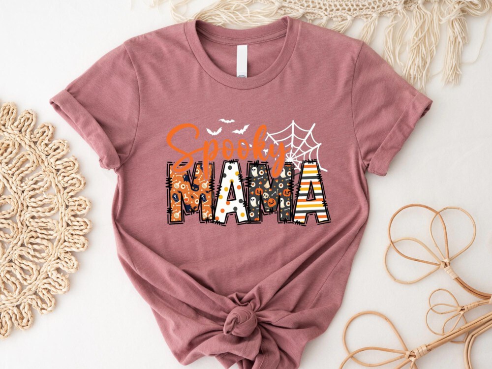 Spooky Mama Shirt, Retro Halloween Shirt For Mother, Halloween Mom Shirt Gift, Halloween Mama Tshirt, Spooky Season, Retro Shirt.