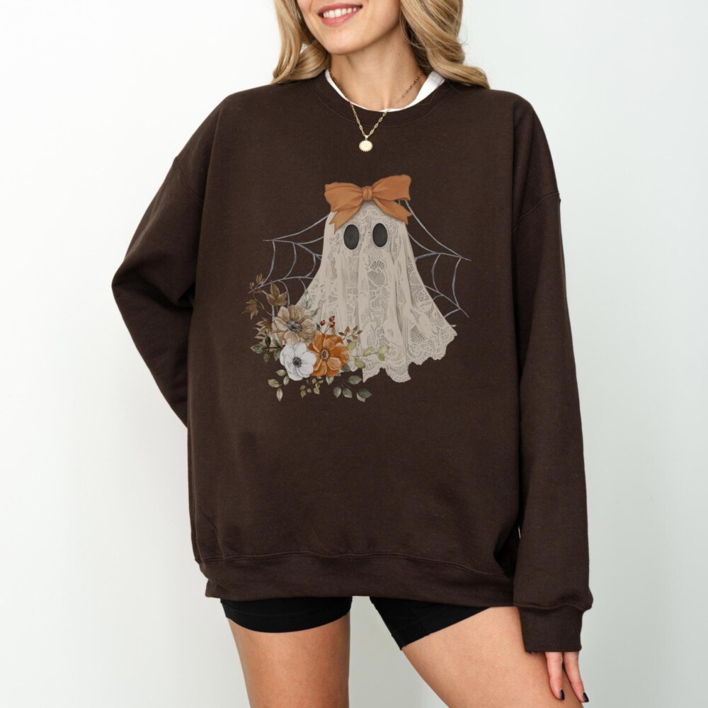 Halloween Lace Ghost Sweatshirt Ghost Bow Crewneck Coquette Halloween Sweater Spooky Fall Floral Long Sleeved Sweatshirt Cute Ghost Lovers