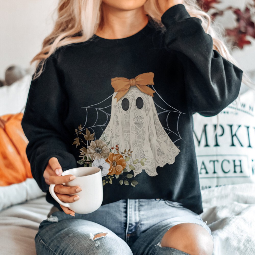 Halloween Lace Ghost Sweatshirt Ghost Bow Crewneck Coquette Halloween Sweater Spooky Fall Floral Long Sleeved Sweatshirt Cute Ghost Lovers