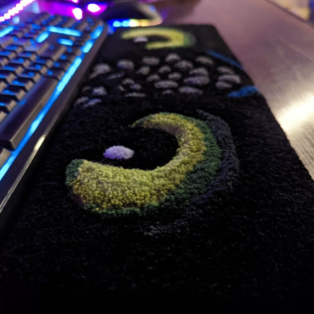 Toothless Keyboard Rug