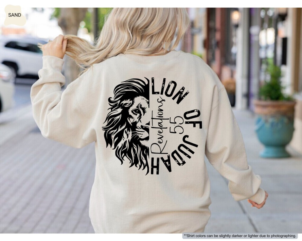 Lion Of Judah Hoodie, Aesthetic Christian Sweatshirt, Jesus Lover Sweatshirt, Christian Hoodie,Revelations 5:5,Bible Verse Hoodie,Bible Gift