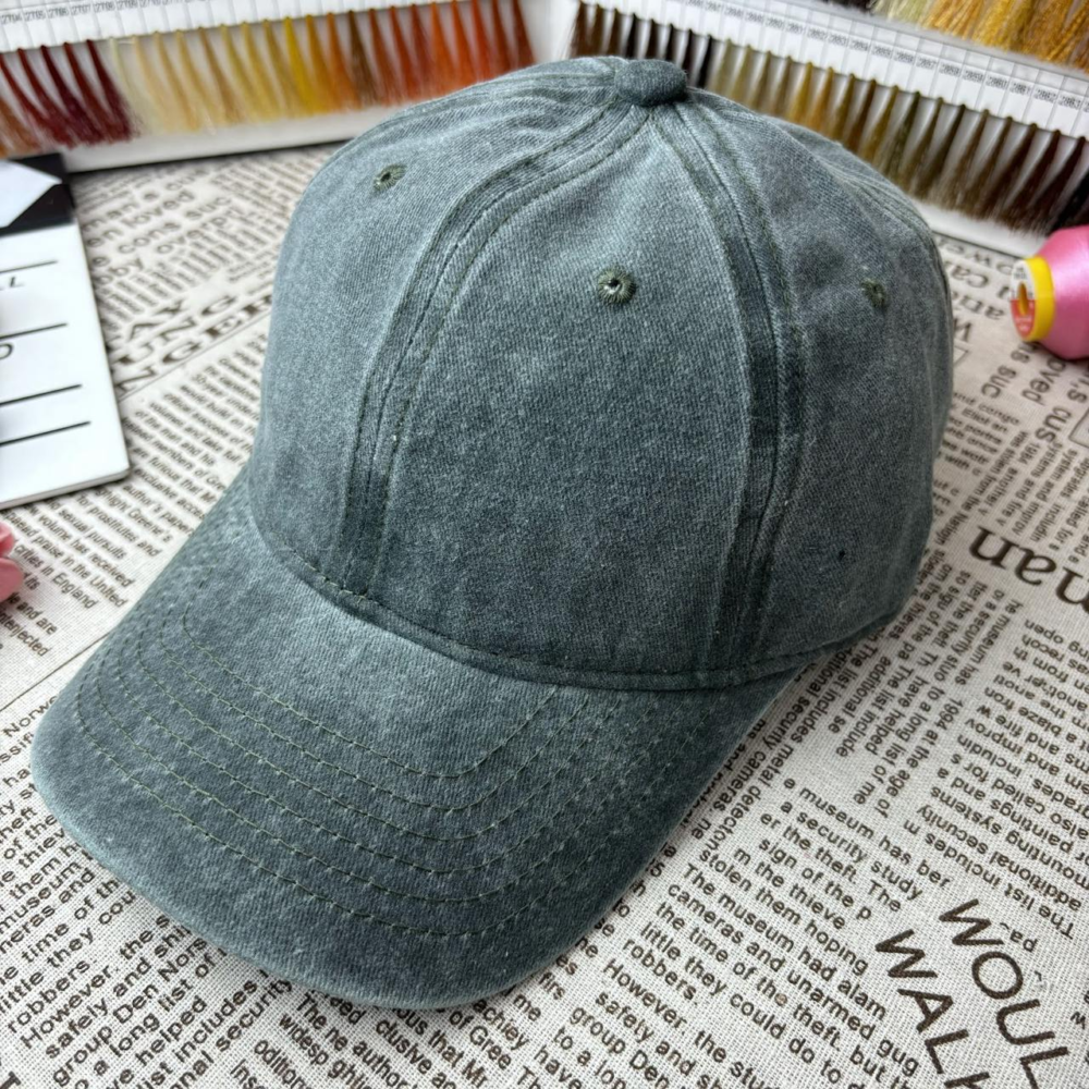 BOSTON BRUINS - Premium Embroidered Cap