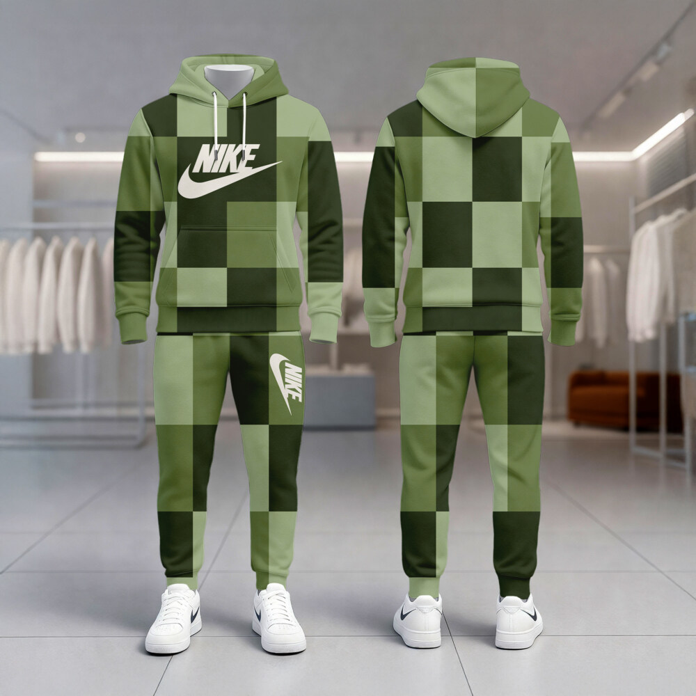 Nike - Hoodie & Joggers Set