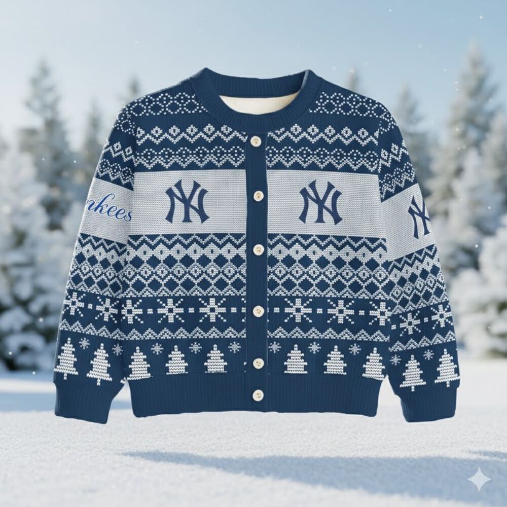 Stocktee New York Yankees Christmas Limited Edition Spun-knit Button Sweater NEW157451