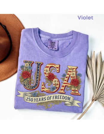 Vintage 250 Years of Freedom USA Floral Shirt, Comfort Colors Moss Green Tee, Patriotic Celebration Gift, Fourth of July 2026 Style