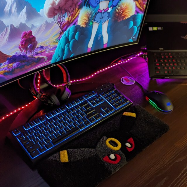 UM Pokemon Keyboard Rug