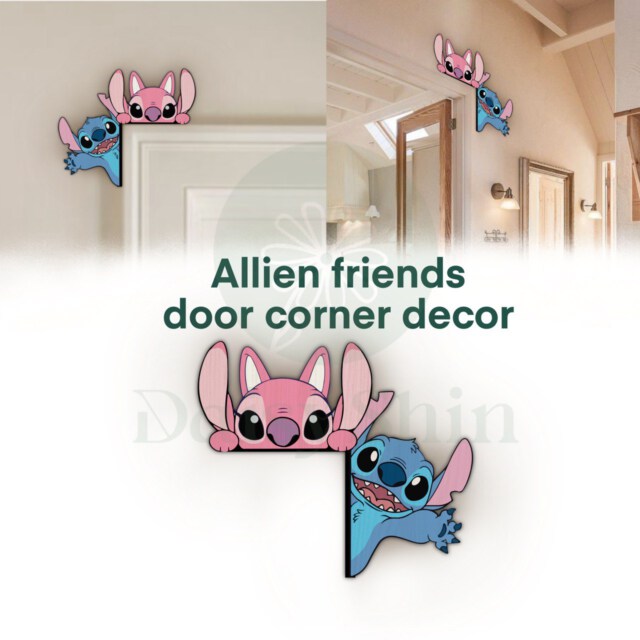 Cute Angel & Stitch Peeking Door Corner Decor – Playful Wooden Decor